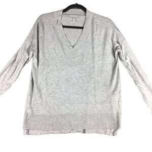 Chelsea 28 Women’s XS Oversized V-Neck Sweater Hi-Low Hem Gray Cashmere Blend